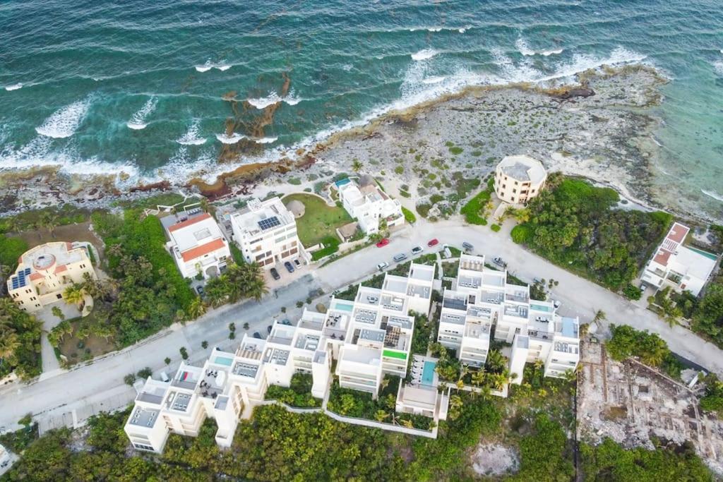 3 Bedroom Luxury Condo Next To Beach & Pools, Ac And Internet أكومال المظهر الخارجي الصورة