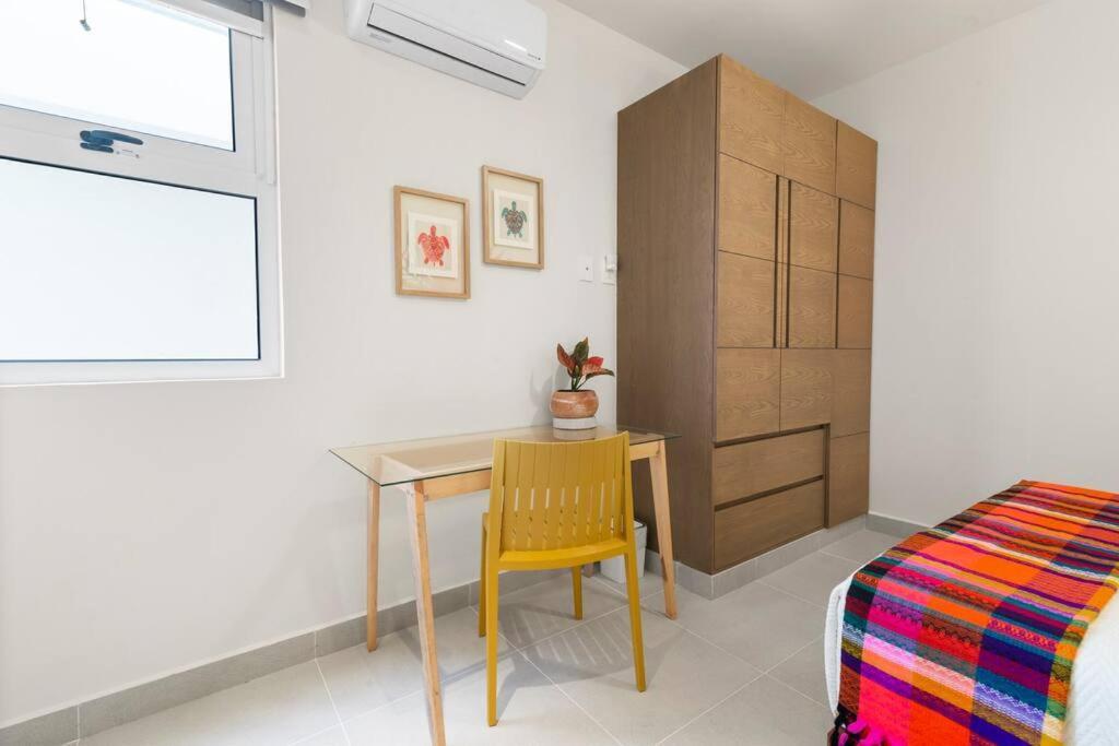 3 Bedroom Luxury Condo Next To Beach & Pools, Ac And Internet أكومال المظهر الخارجي الصورة
